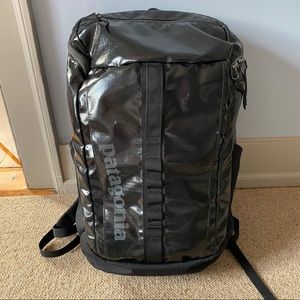 Patagonia Black Hole 25L backpack